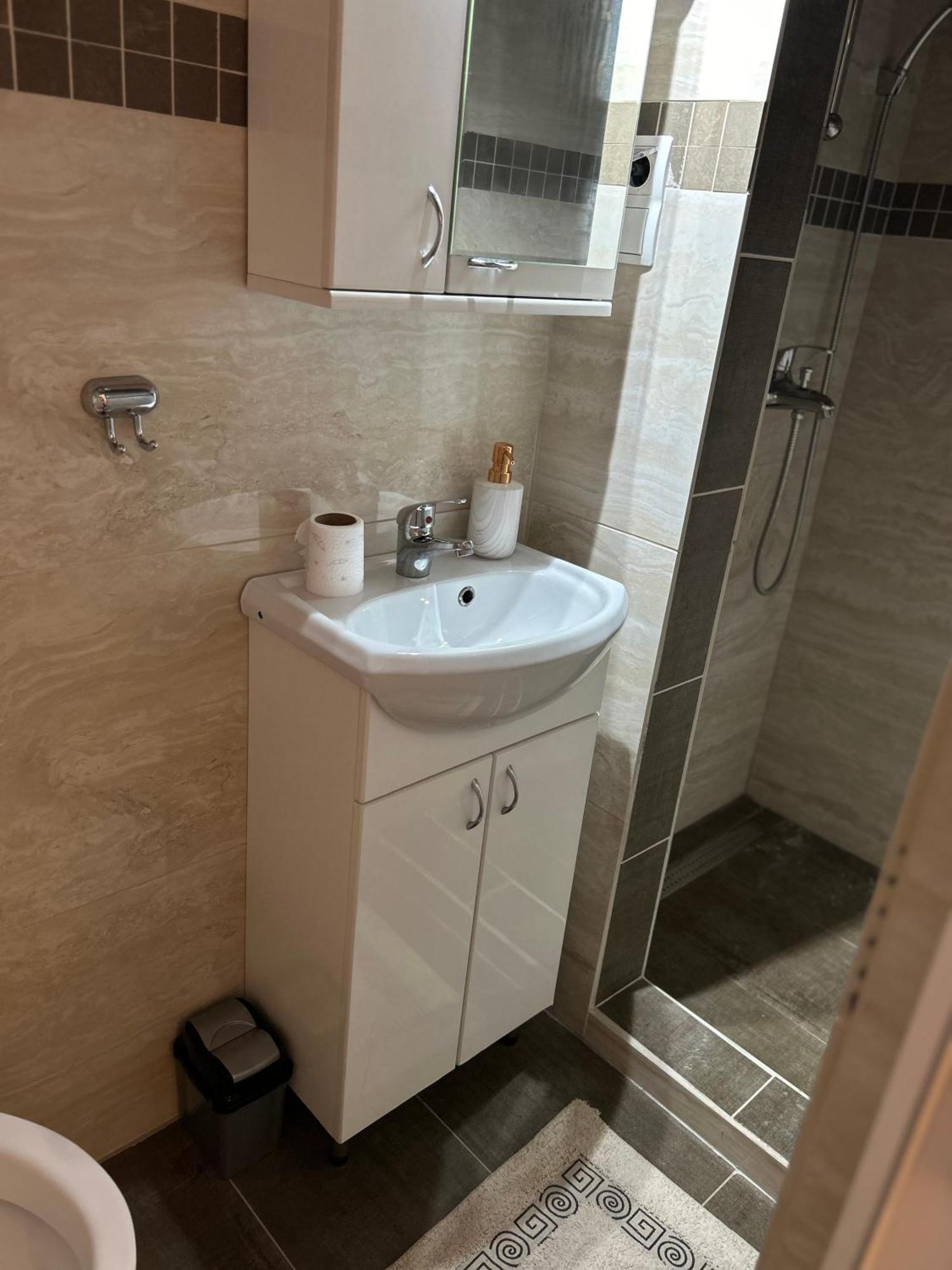 Apartments City Zone Μόσταρ Εξωτερικό φωτογραφία