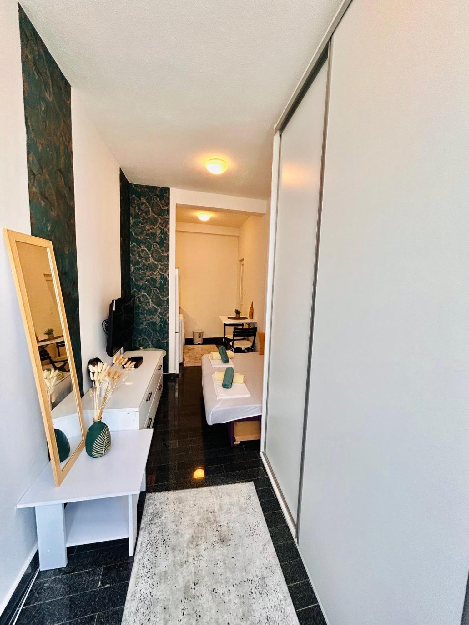 Apartments City Zone Μόσταρ Εξωτερικό φωτογραφία